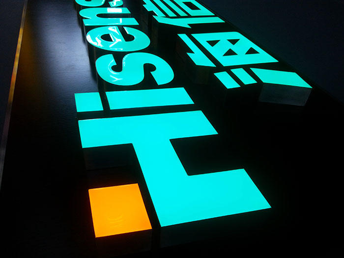 hisense Signage-photo laser cutter